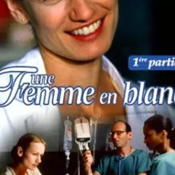 Une femme en blanc